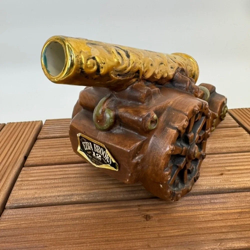 Ezra Brooks 12 Year Old Whiskey Decanter Ceramic Cannon Empty No Cork